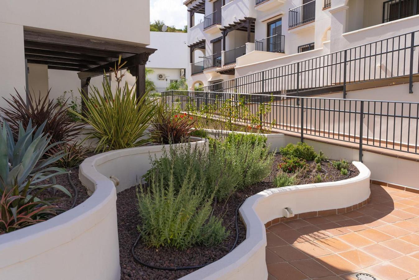 Todimer New Pueblo Mediteraneo Itrabo Bagian luar foto